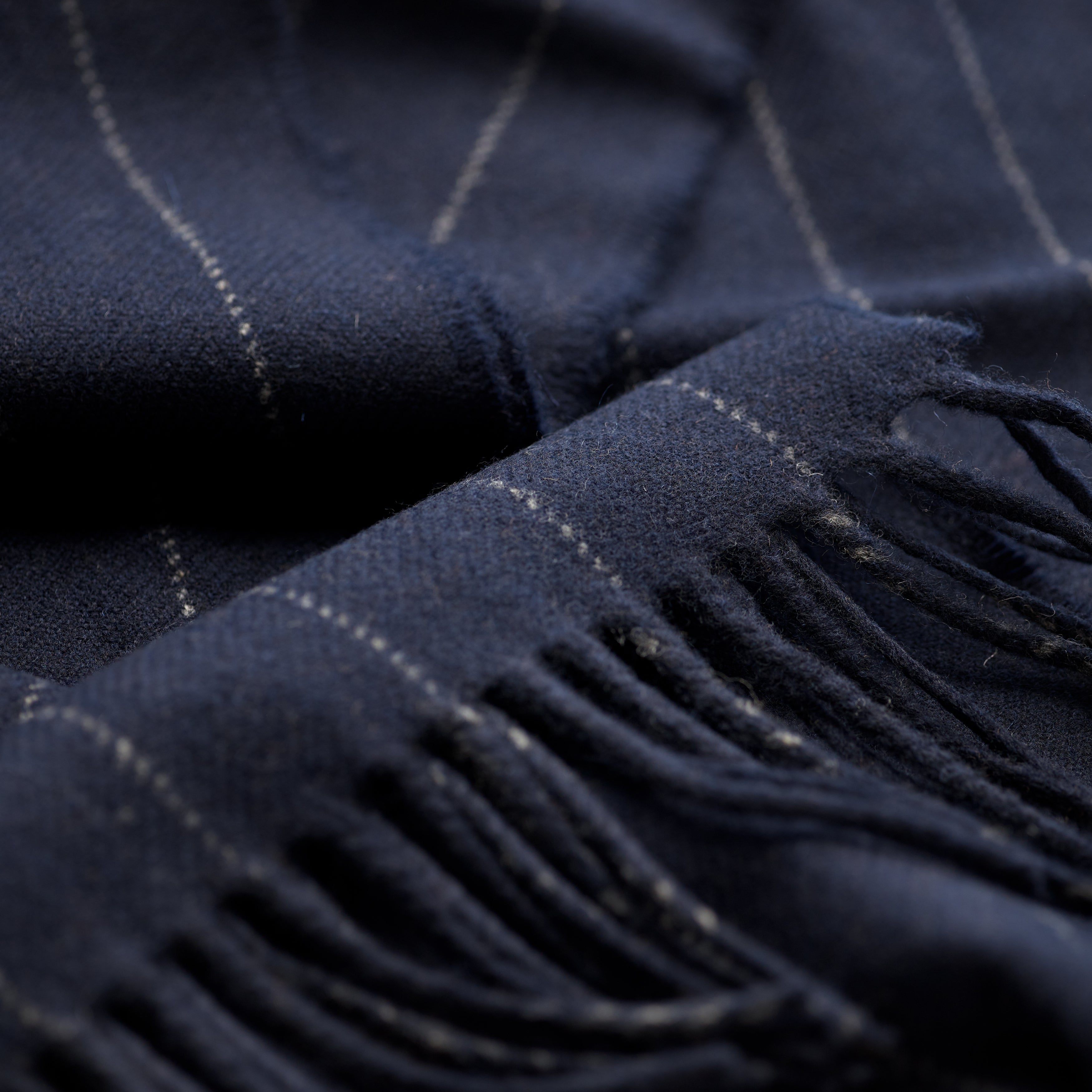 FoxBrothers-Luxury-51%-Cashmere-49%-Merino-Wool-Scarf-Navy-Pinstripe-with-fringe.